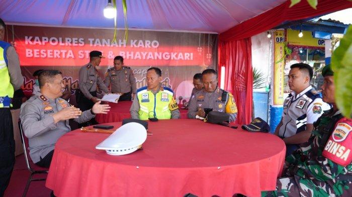 Kapolres Tanah Karo Dampingi Kapolda Sumut Dalam Peninjauan Ops Ketupat Toba 2024 Polres Tanah Karo