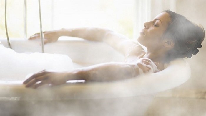 Tak Selalu Berdampak Baik, Mandi Terlalu Sering Juga Bisa Berpengaruh Buruk dan Sebabkan Hal Ini