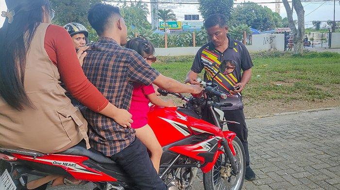 Antisipasi Kehilangan, Kendaraan Roda Dua Wajib Tunjukkan STNK Di Parkiran Taman Cadika