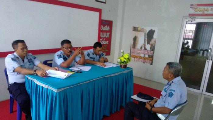 PUNGLI, 2 Petugas Rutan Labuhan Deli Diperiksa Terkait Dugaan Pungli, Kunjungan Tahanan Gratis!