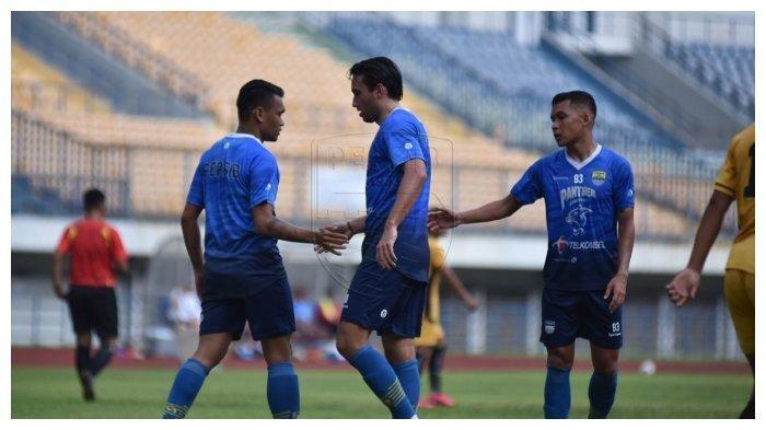 BERITA PERSIB HARI INI Peluang Lolos Setelah Kalahkan Persita 3-1, Pelatih Roberts Bilang Pantas
