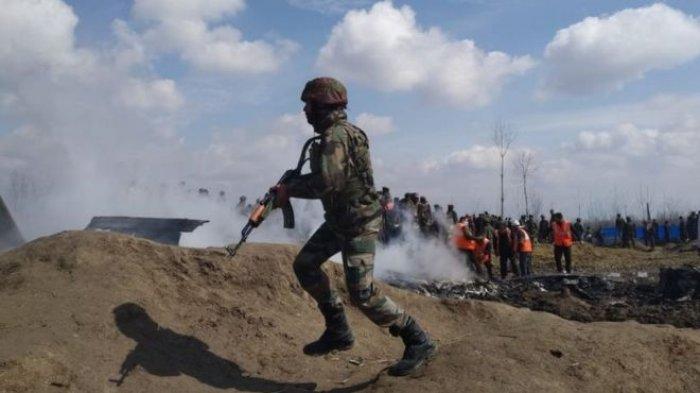 Memanas Pakistan dan India, RIbuan Orang Warga Kashmir Tinggalkan Rumah (Mengungsi), Bikin Bunker