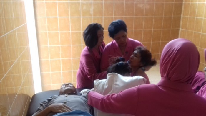 Polres Deliserdang Berduka: Pa, Cepat Kali Papa Pergi, Aku Masih Butuh Papa