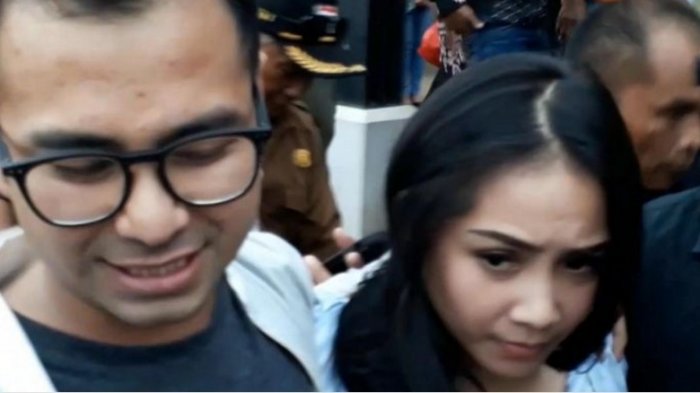Lindungi Nagita dari Sentuhan Penggemar, Begini yang Dilakukan Raffi Ahmad