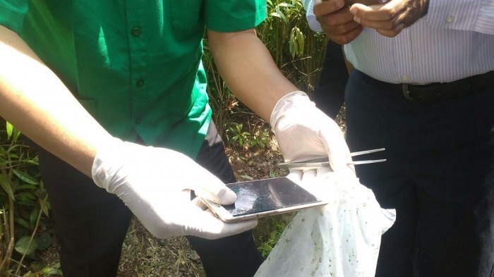 Handphone Diduga Milik Mahasiswi Farmasi yang Tewas Tergorok Ditemukan di Got