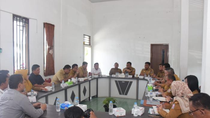 rapat bersama jajaran direksi dan komisaris BUMD