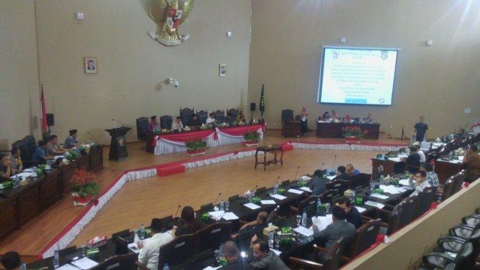 Belum Dimulai, Anggota DPRD Sudah Pecah Suara