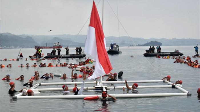 RENANG MERDEKA 2025, Mayjen TNI Kristomei Sianturi: Semangat Nasionalisme di Tengah Laut Lampung