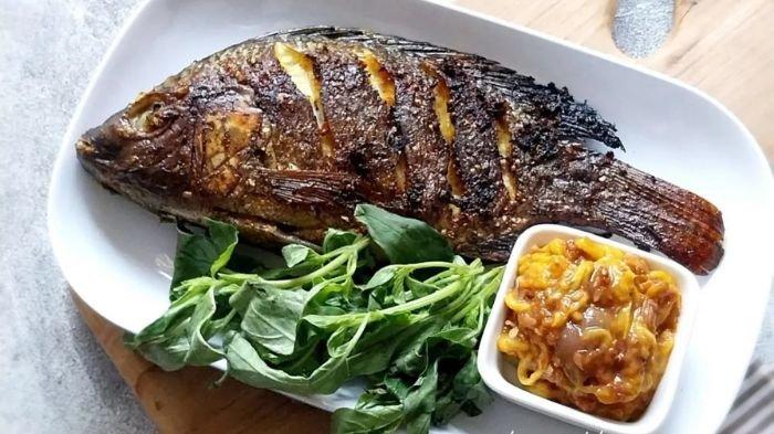 Resep Ikan Bakar Sambal Mangga dengan Sensasi Berbeda