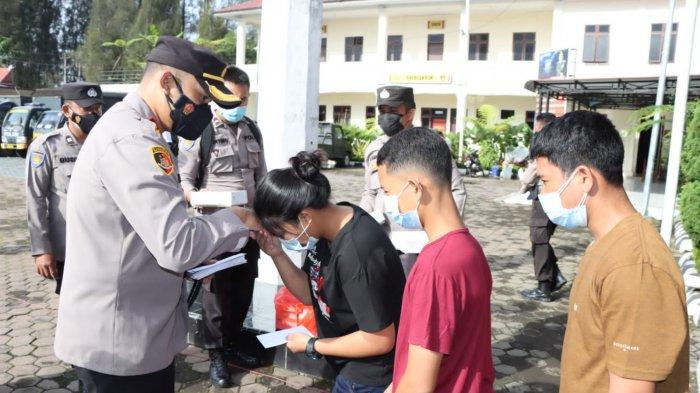 Kapolres Tanah Karo Berikan Tali Asih Kepada Anak Yatim dan Laksanakan Doa Bersama