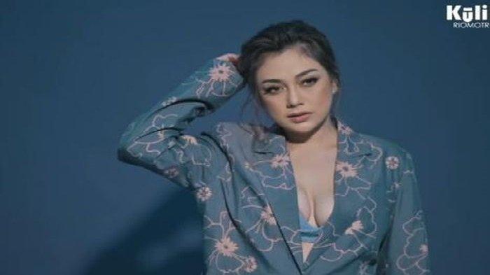 Bak Kapok Pernikahan Hancur Lebih dari Sekali, Celine Evangelista Kini Cari Suami Tak Harus Ganteng