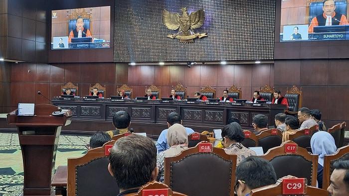 Mahkamah Konstitusi (MK) menggelar sidang pembacaan sejumlah putusan di Ruang Sidang Utama MK, Jakarta, Kamis (28/8/2025).
