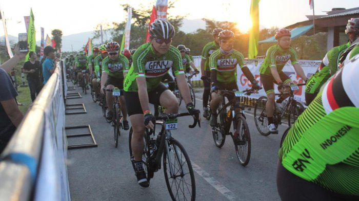 800 Pebalap Sepeda Ikut Ambil Bagian dalam Gran Fondo New York di Samosir