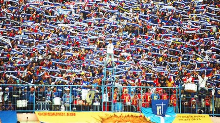 Respons Aji Santoso dengan Tuntutan Mengundurkan Diri yang Dilontarkan Aremania