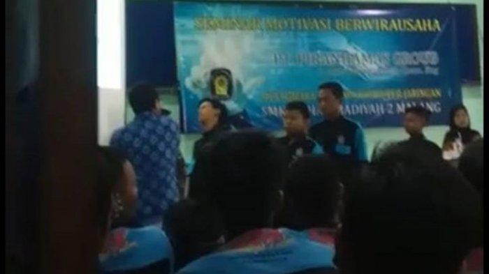 Video Detik-detik Motivator Tampar Delapan Siswa SMK, Tersinggung Karena Ditertawai saat Mengajar
