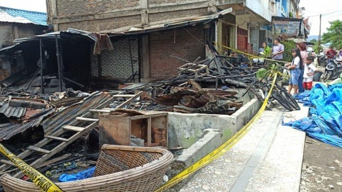 Tiga Unit Rumah di Pasar Laguboti Terbakar, Sumber Api Diduga Berasal dari Meteran Listrik