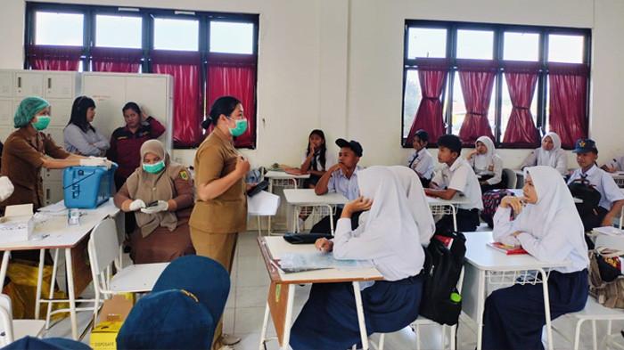 vaksin hiv siswi smp