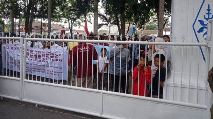 Ashari Tambunan Ingin Deliserdang Maju, Tapi Masih Ada Kampung yang Babak Belur tak Diperhatikan
