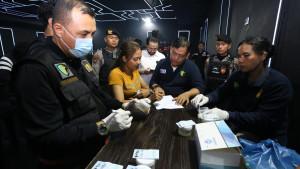 2-perempuan-dinyatakan-positif-narkoba-jenis-amphetamine.jpg