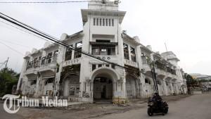 28042023_REVITALISASI-GEDUNG-WARENHUIS_ABDAN-SYAKURO-1.jpg