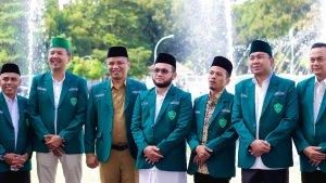 30-Tokoh-Dapat-Penghargaan.jpg