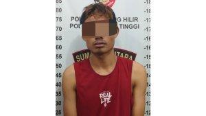 A-alias-Opung-25-diamankan-personel-Polsek-Padang-Hilir.jpg