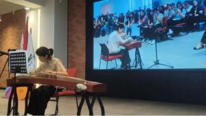 ASIAN-CULTURAL-SERIES-Seorang-musisi-membawakan.jpg