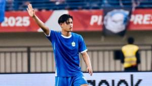 Alfeandra-Dewangga-bermain-untuk-Persib-Bandung.jpg