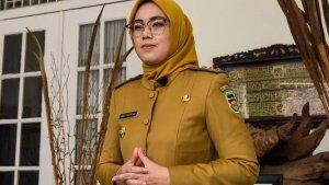 Anne-Ratna-Mustika-Bupati-Purwakarta.jpg