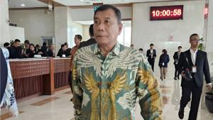 Ashari-Tambunan-diperiksa-Kejati-Sumut.jpg