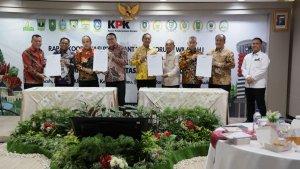 Asri-Ludin-Tambunan-mengih.jpg