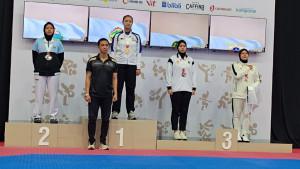 Atlet-Taekwondo-Sumut-Syaida-Sari-kiri-meraih-medali-perak.jpg