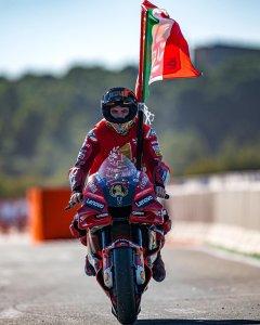 Bagnaia-juara-dunia-motogp.jpg