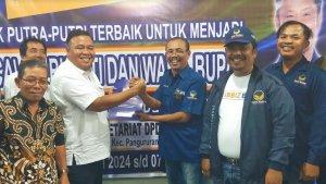 Bakal-calon-bacalon-bupati-Samosir-Freddy-Paulus-Situmorang.jpg