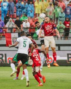 Bali-united-vs-dewa-united-1-2.jpg
