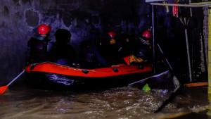 Banjir-Medan-Wali-Kota-Medan-Rico-Tri-Putra-Bayu.jpg