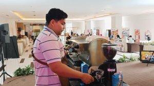 Battle-Latte-Art-Competition-yang-berlangsung-dalam-acara-Medan-Fusion-Culinary.jpg