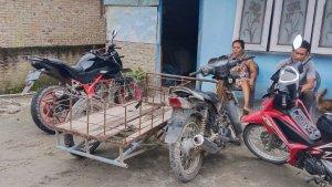 Becak-barang-yang-sempat-dibawa-untuk-mengangkut-Hertalina-Simanjuntak-ke-klinik.jpg