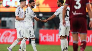 Bruno-fernandes-man-united-putih-25.jpg