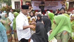 Bupati-Madina-Sosialisasi-Pembangunan-Jalan.jpg