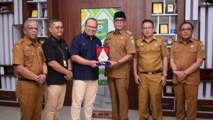 Bupati-Madina-teken-MoU-dengan-BPJS.jpg