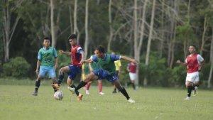 Calon-pemain-Sada-Sumut-menjalani-seleksi-di-lapangan-Sei-Karang.jpg