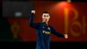 Cristiano-Ronaldo-portugal-jersey.jpg