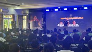 DATANG-KE-SIMALUNGUN-Pengamat-Politik-dan-Filsuf-Rocky.jpg