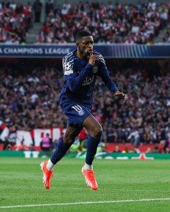 Dembele-gol-arsenal-vs-psg.jpg