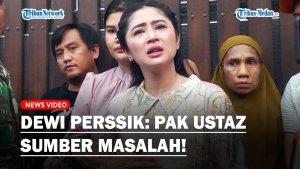 Dewi-Perssik-salahkan-Pak-Ustaz.jpg