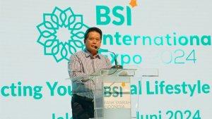 Direktur-Utama-BSI-Hery-Gunardi-saat-penutupan-BSI-International-Expo-2024.jpg
