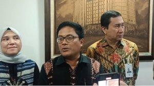 Dirut-Bank-Sumut-Babay-DIwawancara.jpg
