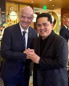 Erick-thohir-dan-presiden-FIFA.jpg