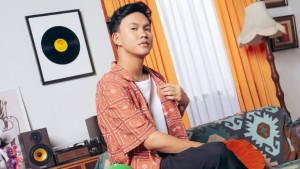 Fajar-Noor-penyanyi.jpg